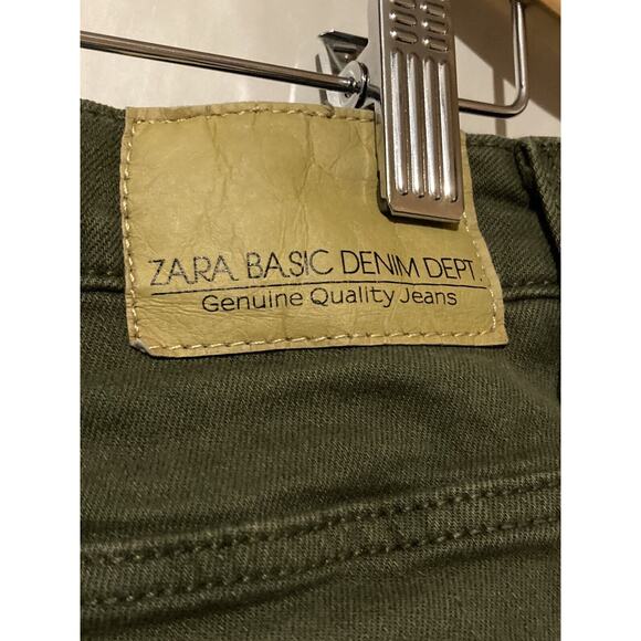 Zara Basic Denim Z1975 Size 8 Green Straight Jeans Floral Embroidery Raw Hem - Picture 7 of 8